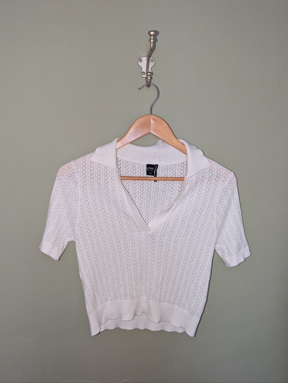 Icōne By Simons White Short-Sleeve V-Neck Polo Knit Tee